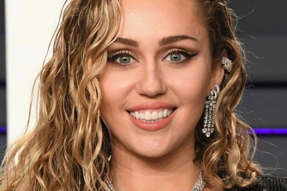 miley cyrus disney