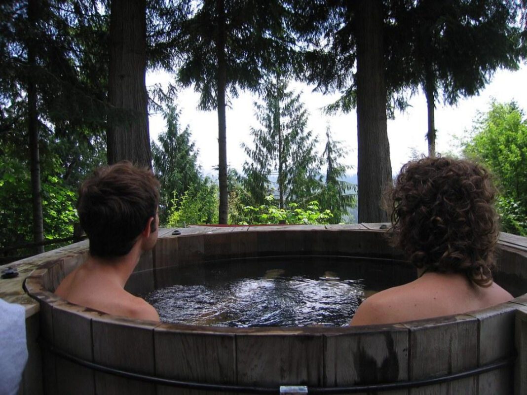 Relaxing Safely: Hot Tub Tips for Pregnancy