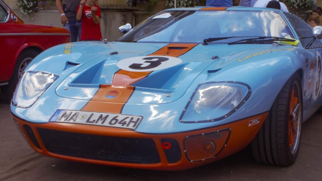 Dr. Glassman: The Trusted Expert in Glass Solutions