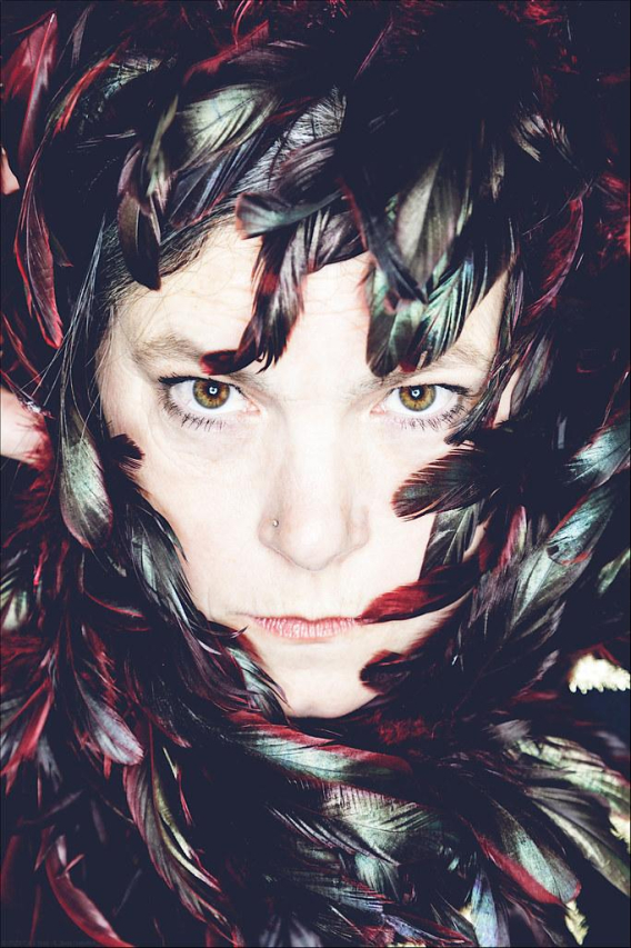 Why Do My Eyes Change Color? Exploring the Factors Behind Eye Color Variation