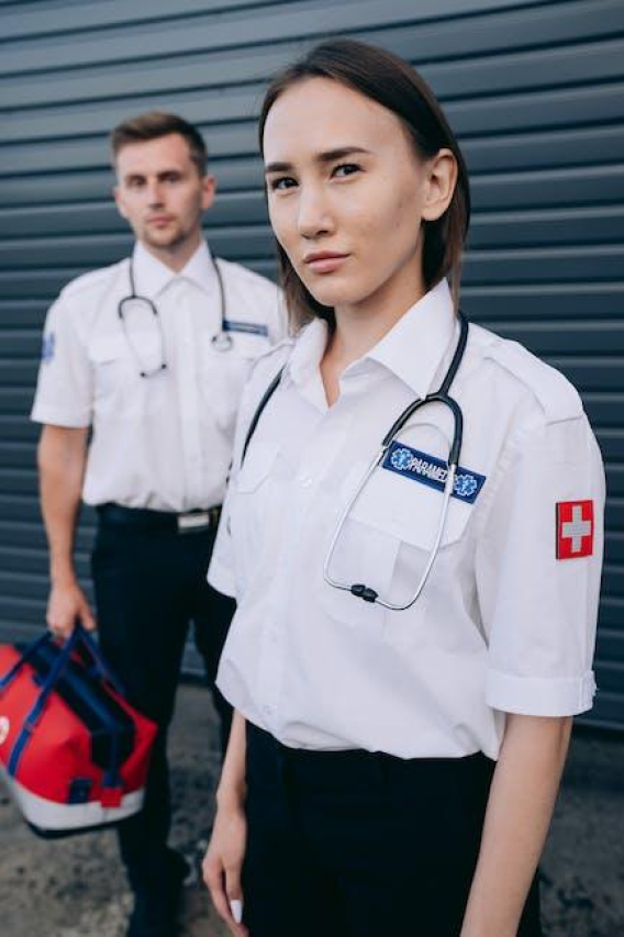 Act Fast: The Benefits of Responding Now in English