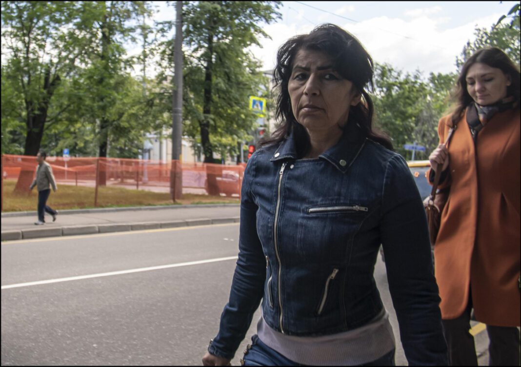 Urban Souls: Exploring City Life’s Unique Essence