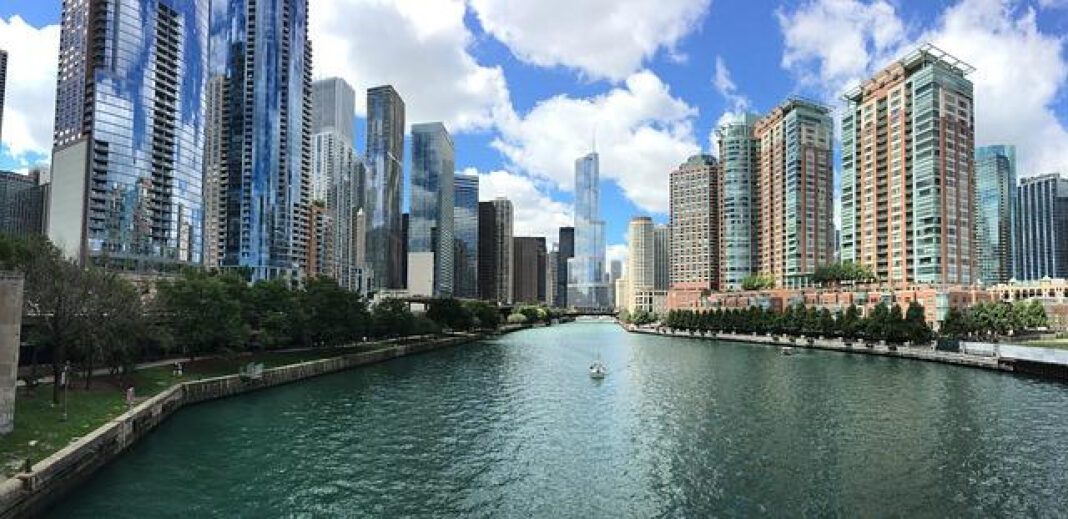 Explore Chicago’s Best Hostels: Budget-Friendly Stays!