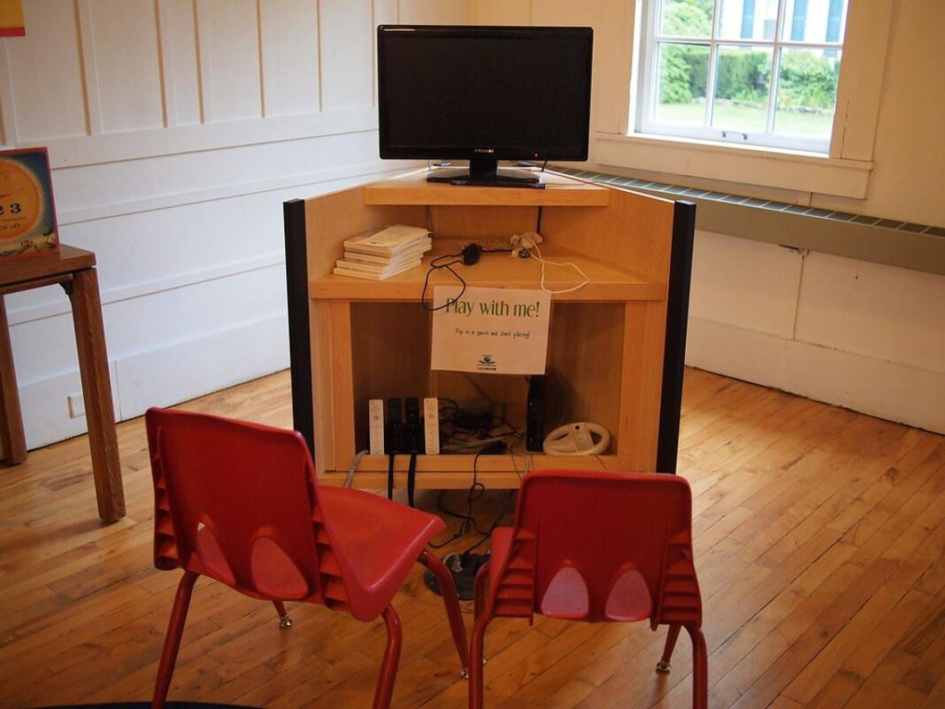 Manlius Library: Unlock the World of Knowledge!