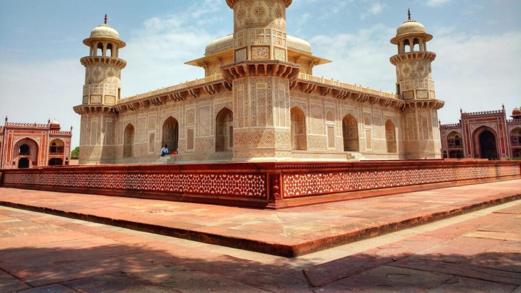 Discovering Meaningful Quotes in India: A Source of Inspiration