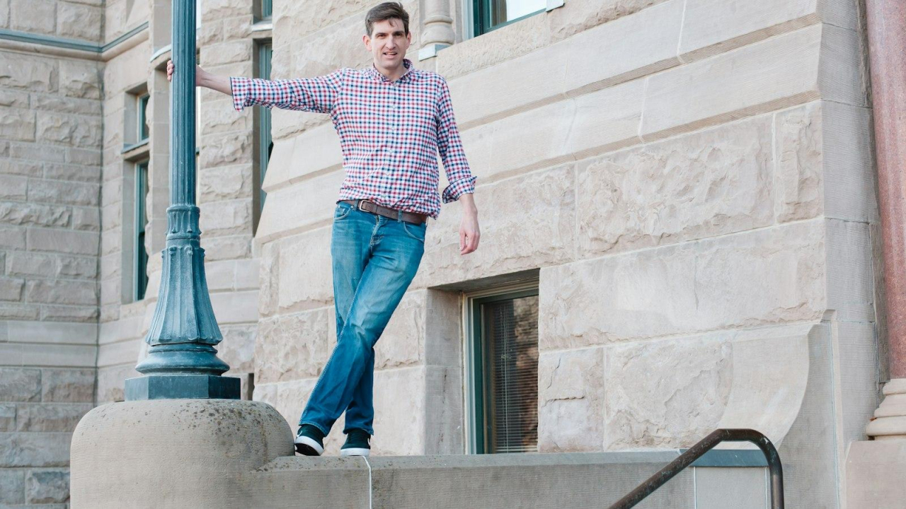 Discovering the Identity of Brad Daugherty's Wife This Week in Libraries