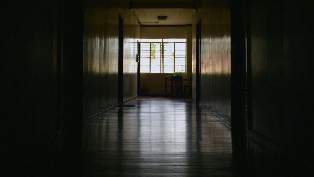 Discover Carla Hall’s Height on The Chew