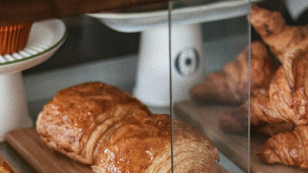 Valerie Lepelch: Who is She Dating