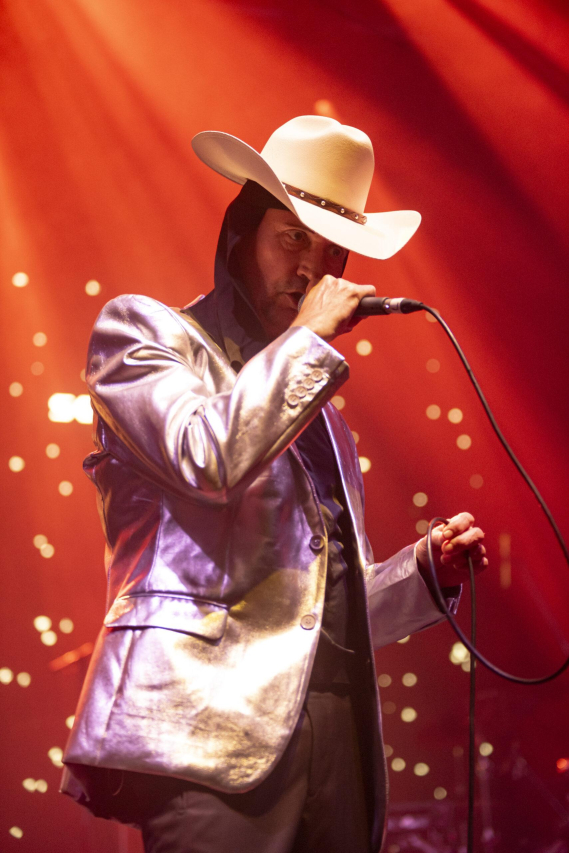 Exploring Johnny Gill’s Impressive Net Worth in 2022