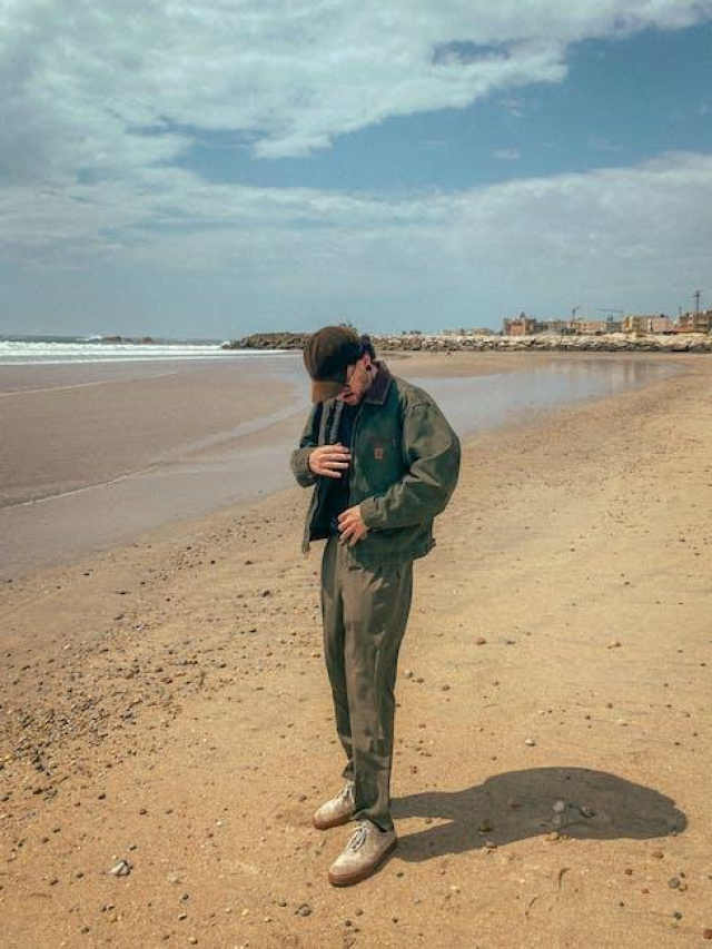 Discover Lauren Simonetti Height: A Biographical Insight