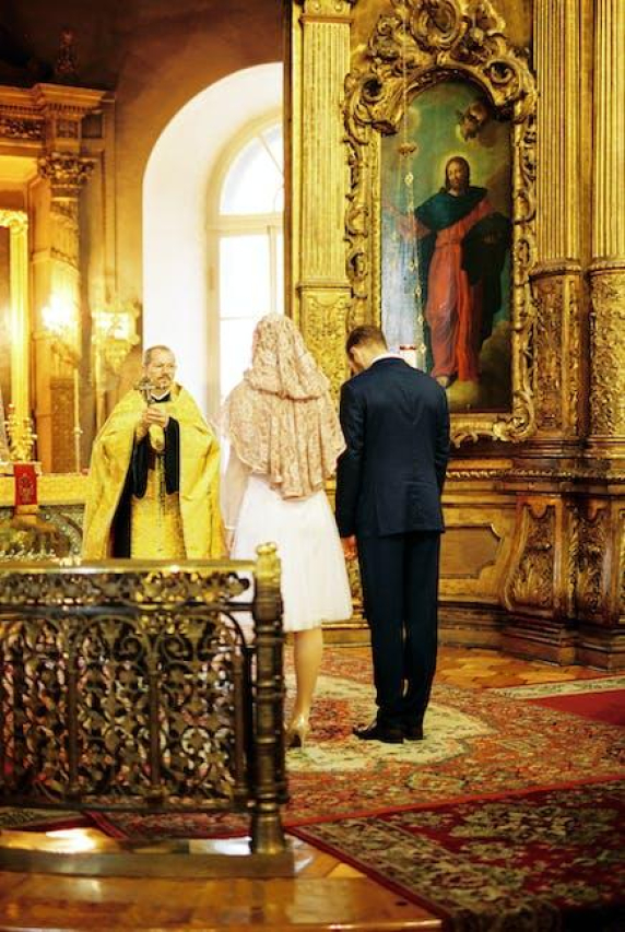 Who is Andrew Spach’s Wife? Biography of Social Media Sensation