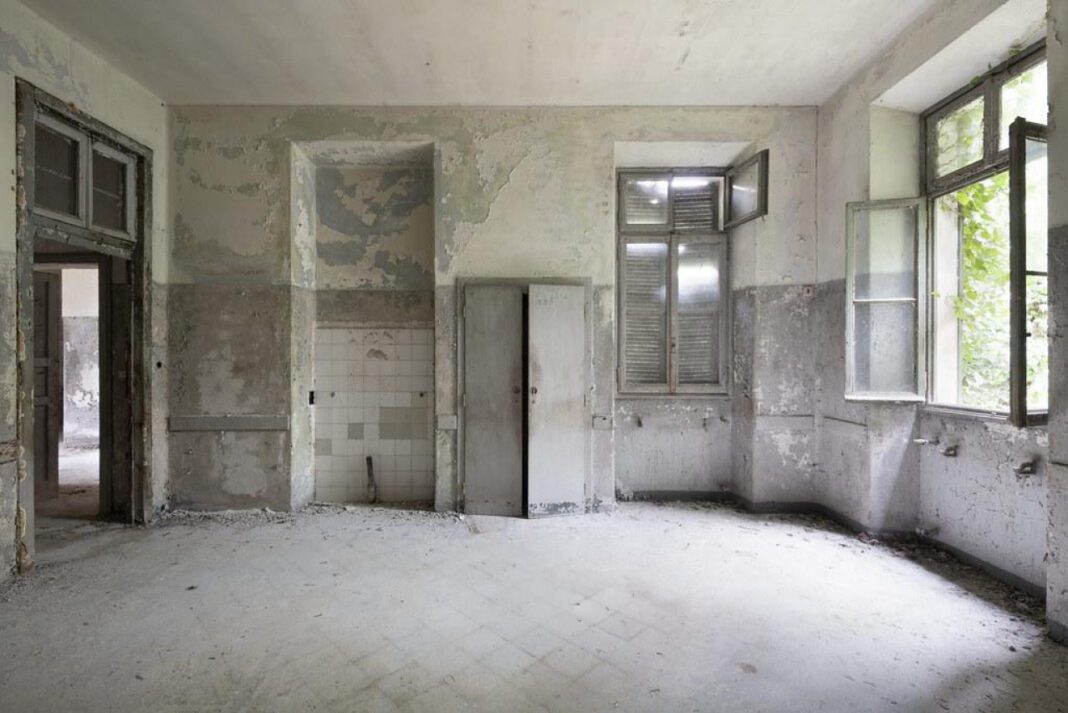 Exploring the Abandoned Psychiatric Hospital: A Historical Journey
