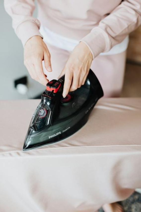 The Mysterious Life of Philip Snedeker: A Biographical Journey