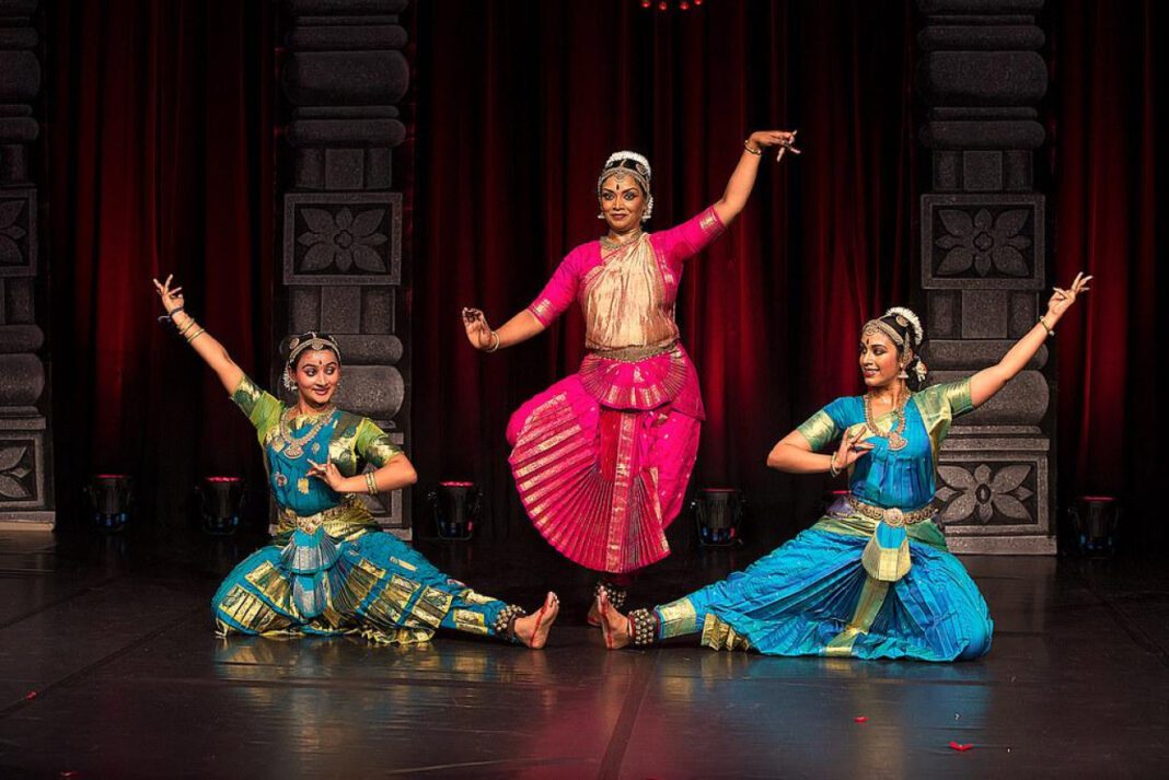 Dance into the Night: Romantic Lyrics about Dancing