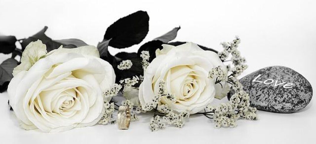 Unlocking the Meaning of Promise Rings: A Romantic Symbol of Devotion