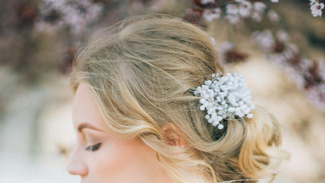 Catch the Love: The Tradition of the Bride Throwing Bouquet