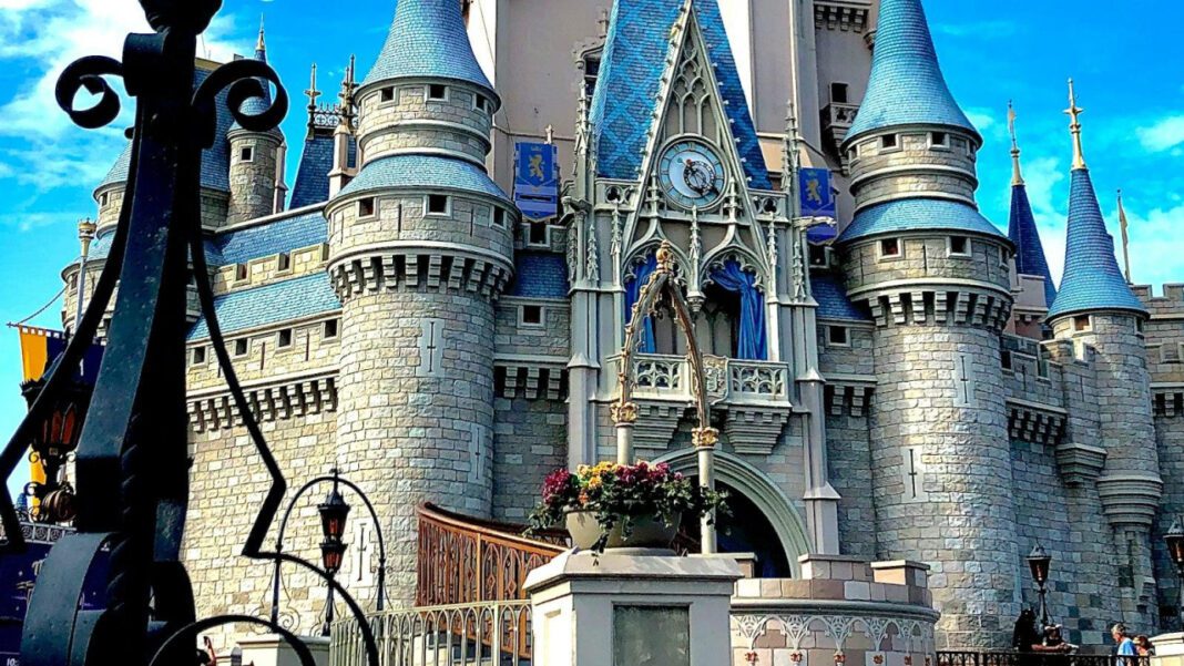 Unleash Your Inner Artist with Disney Pictionary!