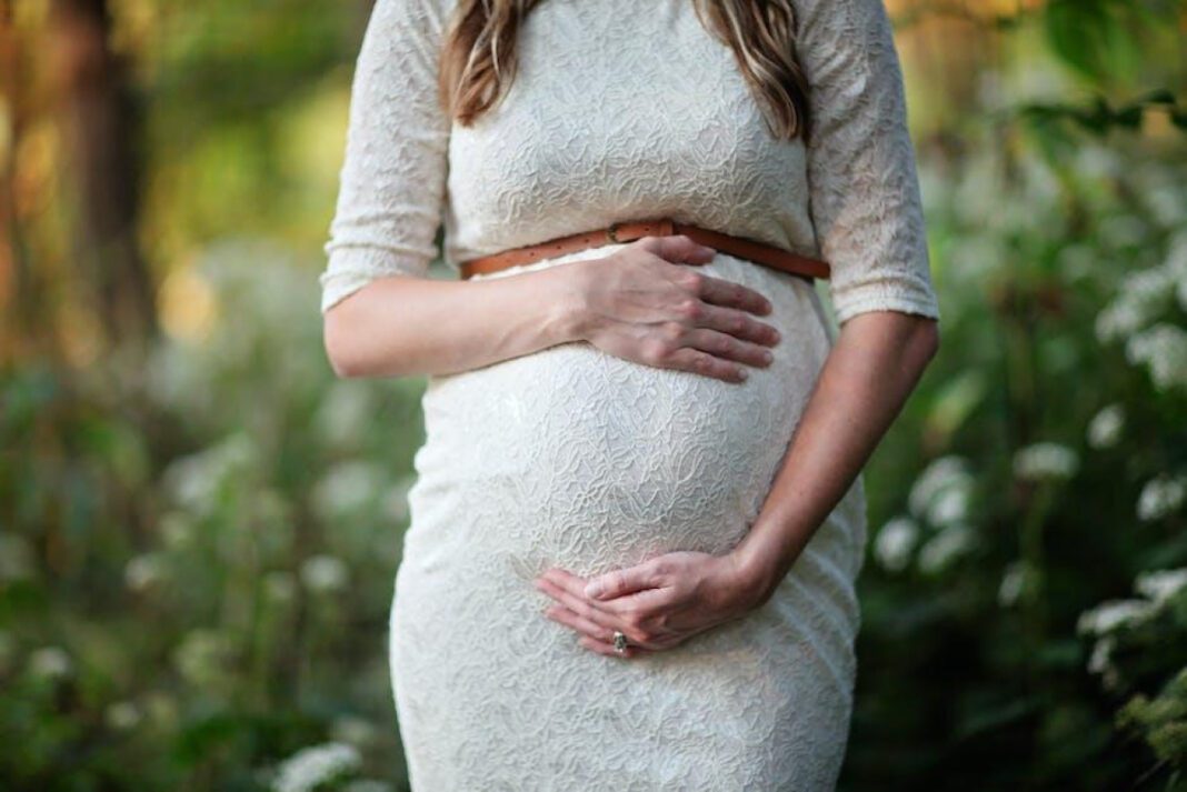 Feeling Unattractive to Husband During Pregnancy: Coping Strategies