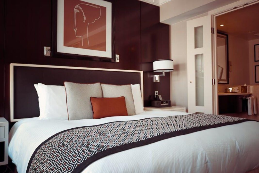 Top Hotel Activities: 20 Fun Things to Do for All Ages