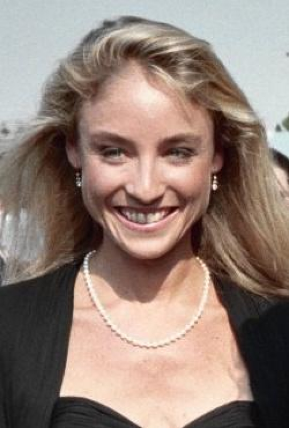 The Enduring Legacy of Tracy Pollan on Family Ties
